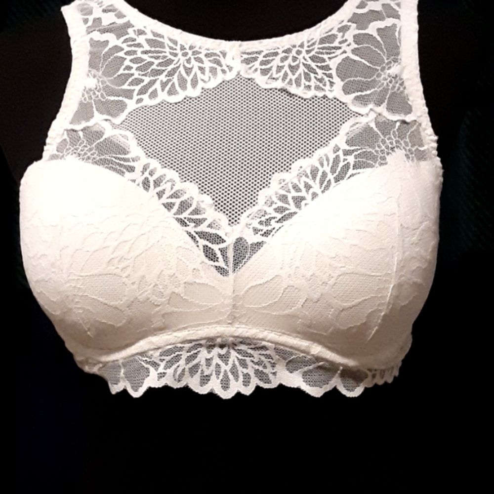 Victoria's Secret PINK white lace padded bralette size M